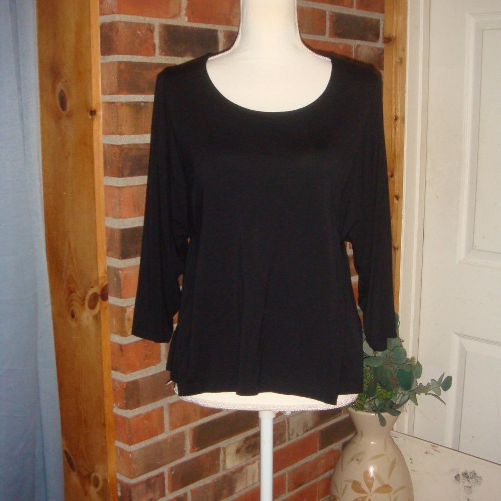 Tahari Top M